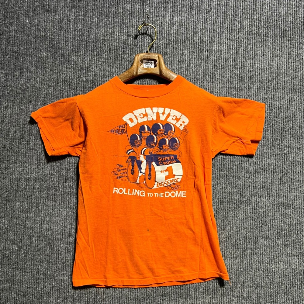 Vintage Denver Broncos T Shirt Mens Small Orange Super Crush Rolling To The Dome